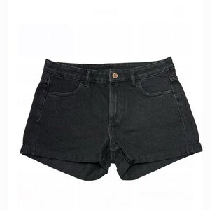 H&M Black Jean‎ Shorts with Cuffed Hem